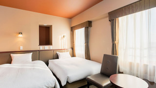 ツインルーム シングルベッド 2 台 (禁煙)