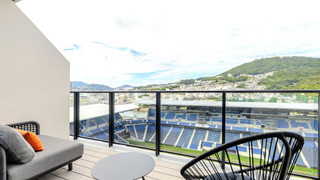 スタンダードスタジアムビューキングルーム　禁煙