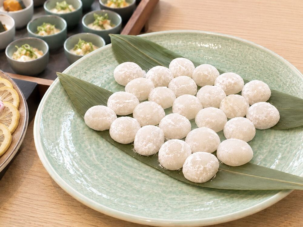 朝食