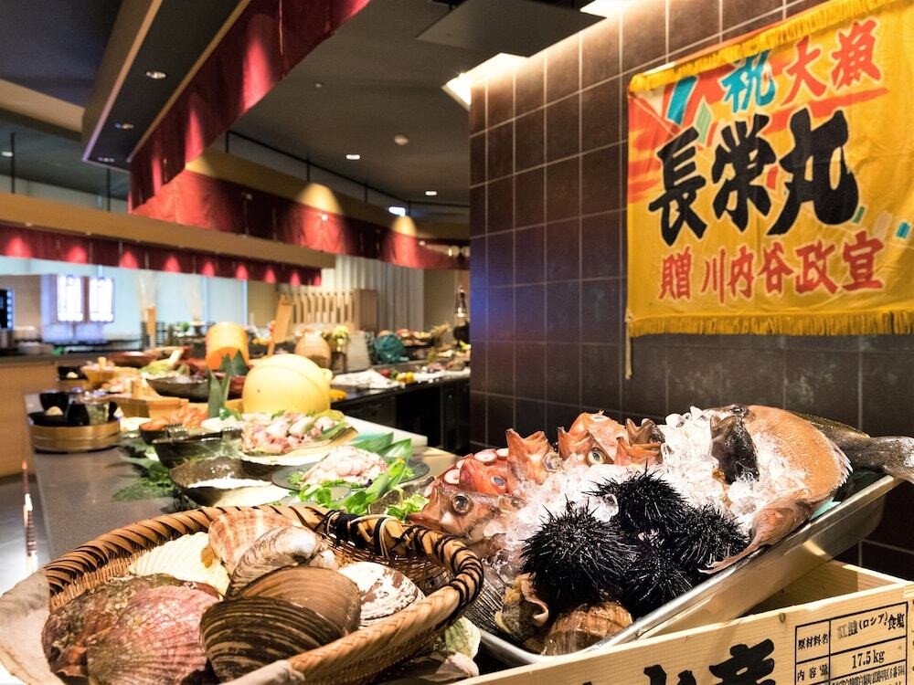 インフィニティ露天風呂の絶景と約150種類のビュッフェに感動3555379