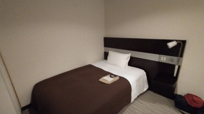 セミダブルベッド