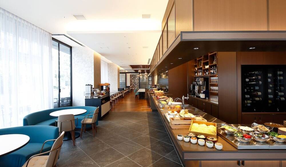 身にしみる中華粥付き
ビュッフェ形式の朝食
 / 3