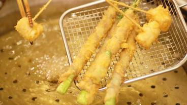 食事・飲み物 / 4