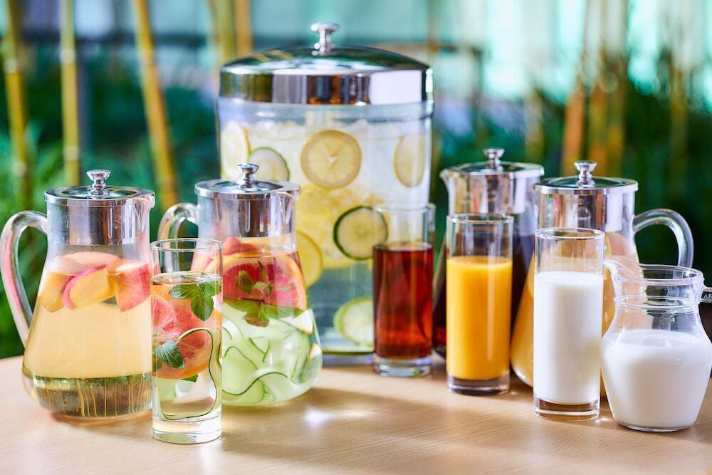 朝食ビュッフェ ドリンク一例