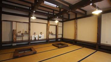 食事・飲み物 / 1