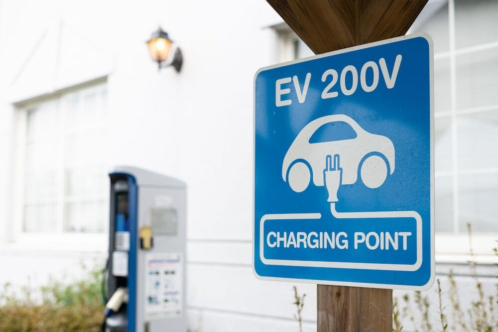 電気車両充電スタンド