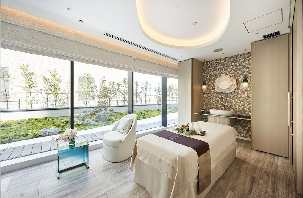 スパ・センバリー 個室