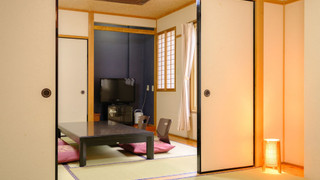 和室10畳2間バストイレ無し