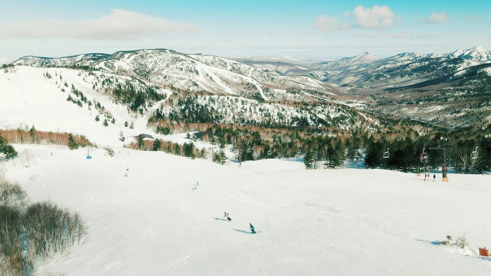 スノー スポーツとスキー