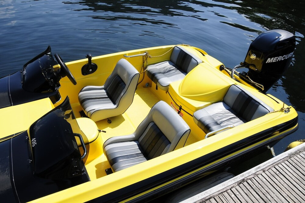 モーターボートクルージング