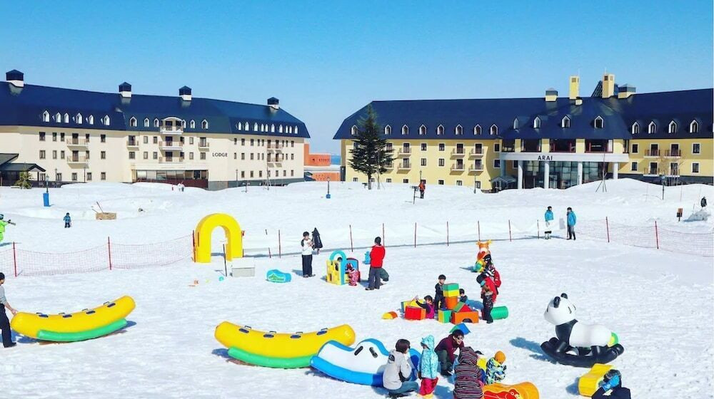 子供用の遊び場 - 屋外