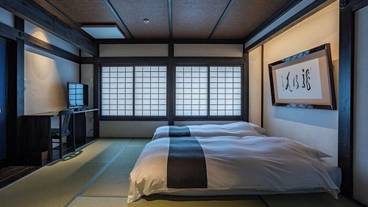 客室 / 4
