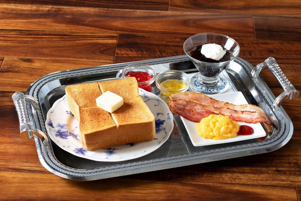 朝食