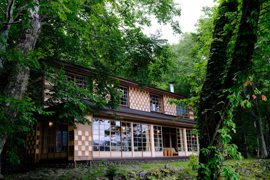 何時間も過ごしたくなる「イタリア大使館 別荘記念公園」3714131