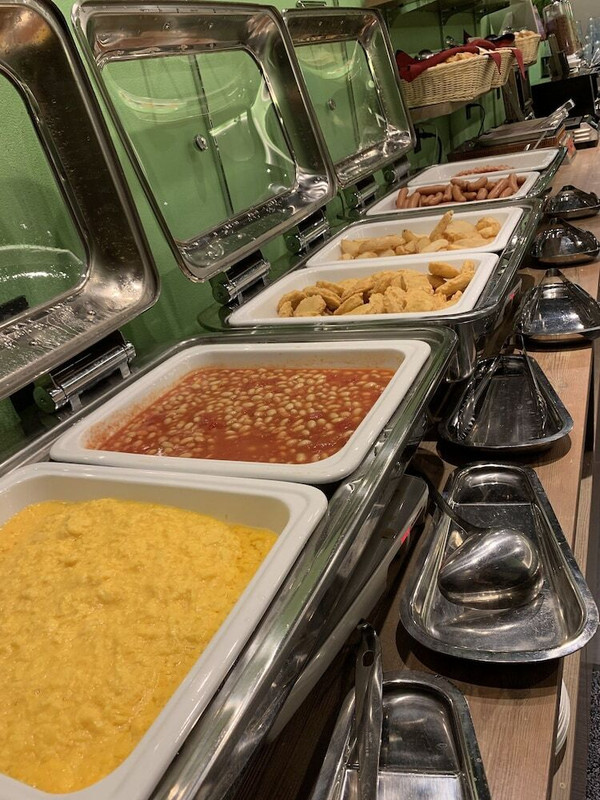 朝食ビュッフェ