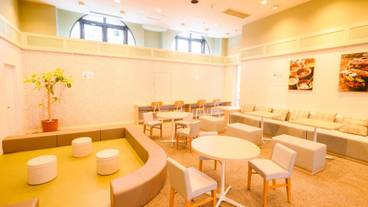 フード コート / 2