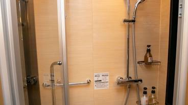 バスルームのシャワー / 17