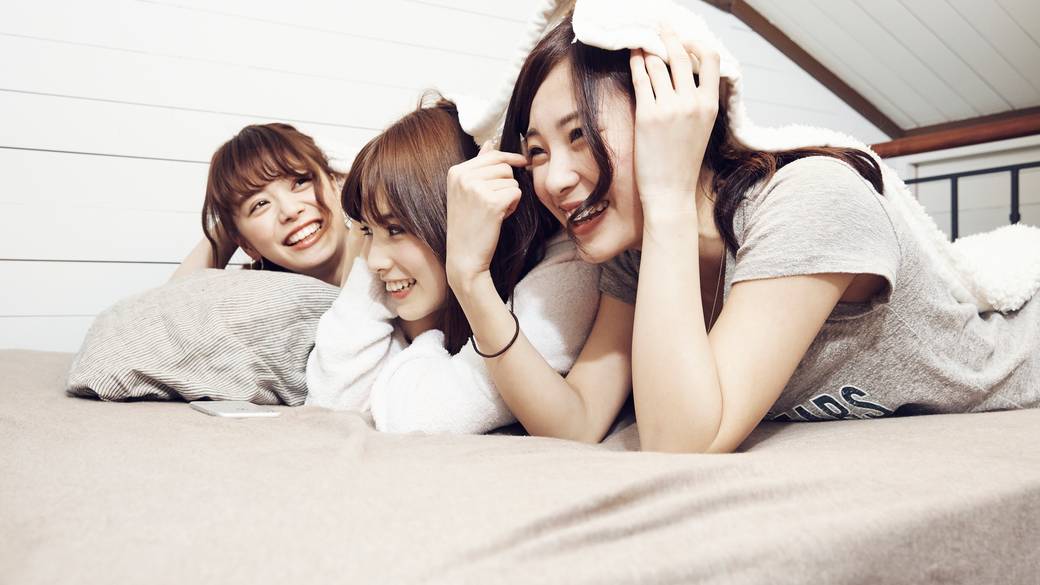 パジャマに着替えて
のんびり夜更かし / 1