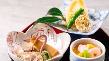 食事・飲み物 / 27