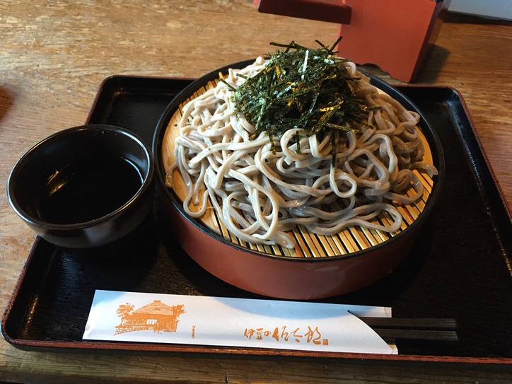 滝の絶景&食を求めて
伊豆をドライブ / 5