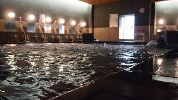 屋内スパ浴槽 / 1