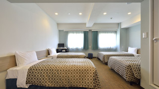 天然温泉（サウナ）特典付き！デラックスルーム 3名利用 【イーストタワー】