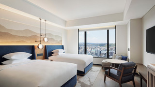 クラブ ルーム ダブルベッド 2 台