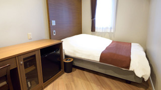 スタンダード ダブルルーム ダブルベッド 1 台 禁煙 (16 sqm)