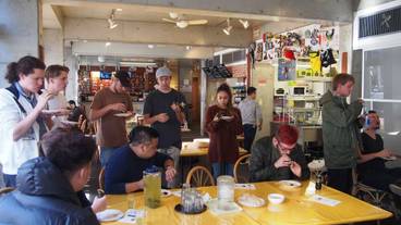 ロビーラウンジ / 4