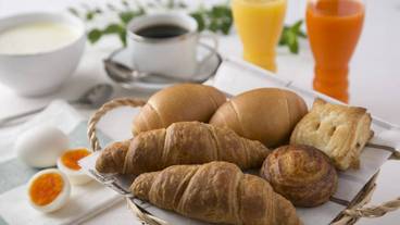 朝食スペース / 13