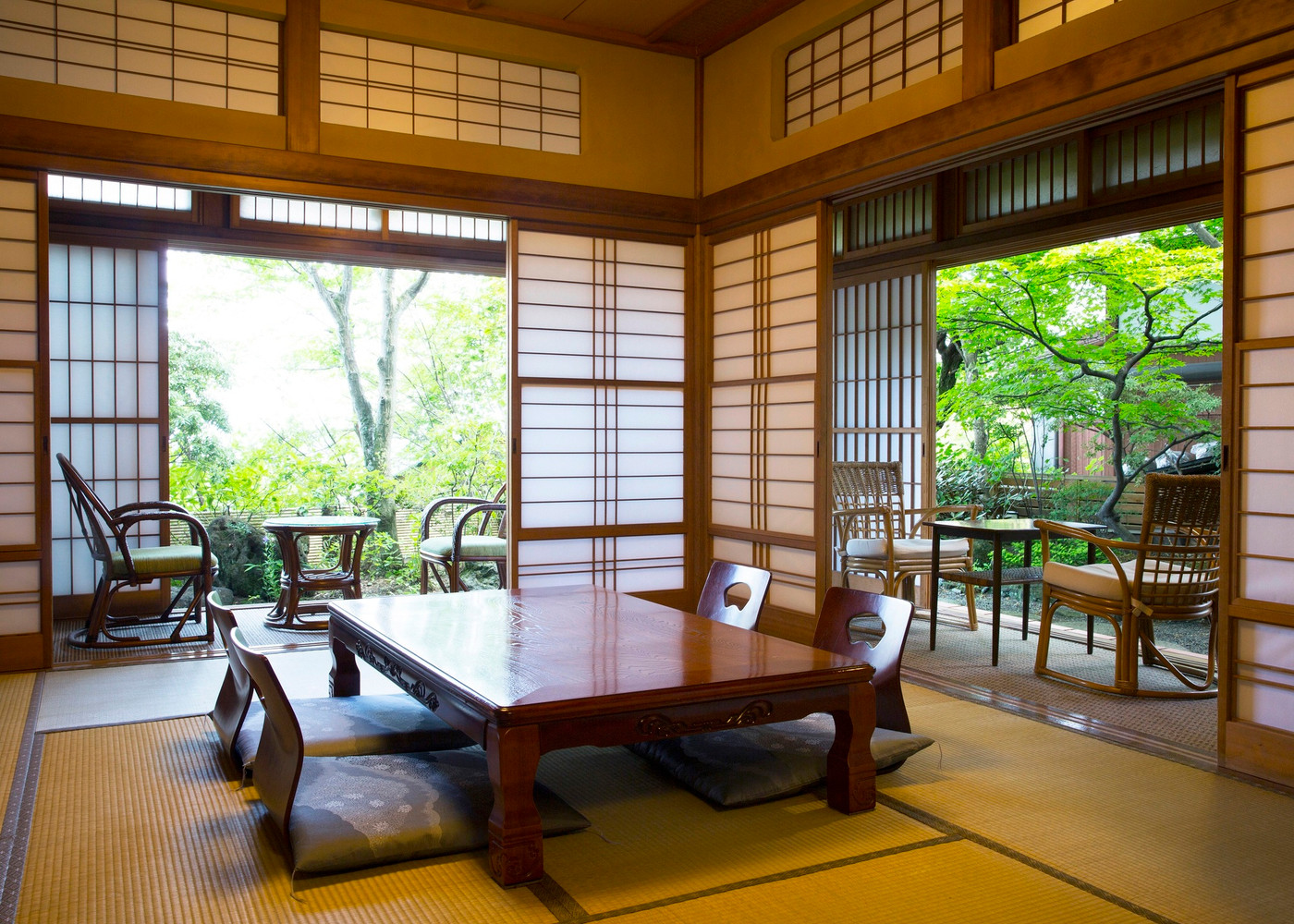 部屋食も温泉も堪能できる、明治の文豪「徳冨蘆花」の常宿3389761