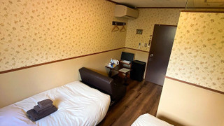 洋室ツイン 共用バスルーム