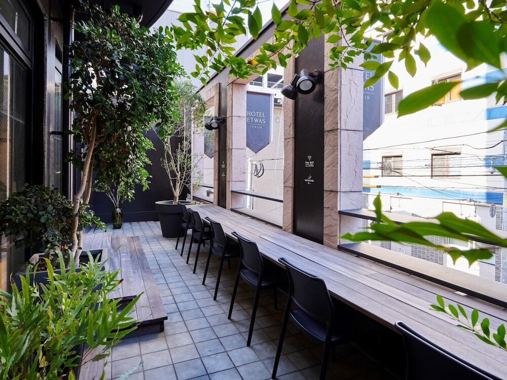 ロビーラウンジ