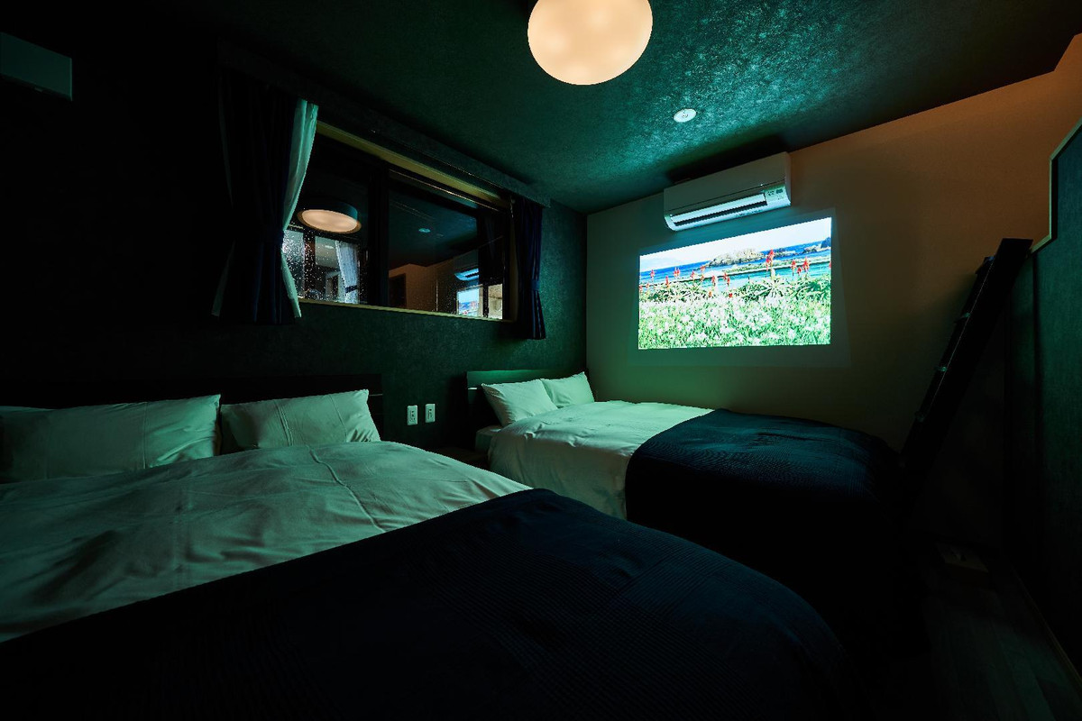 天井照明プロジェクター一例