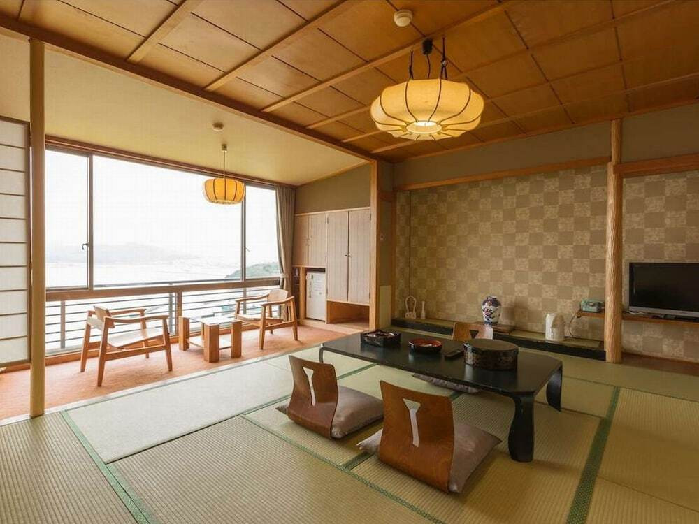 オーシャンビューの客室で癒される「1泊2食付★ペット《ワンちゃん》専用客室プラン」3942153