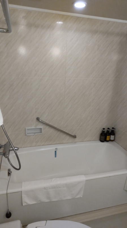 バスタブも大きい