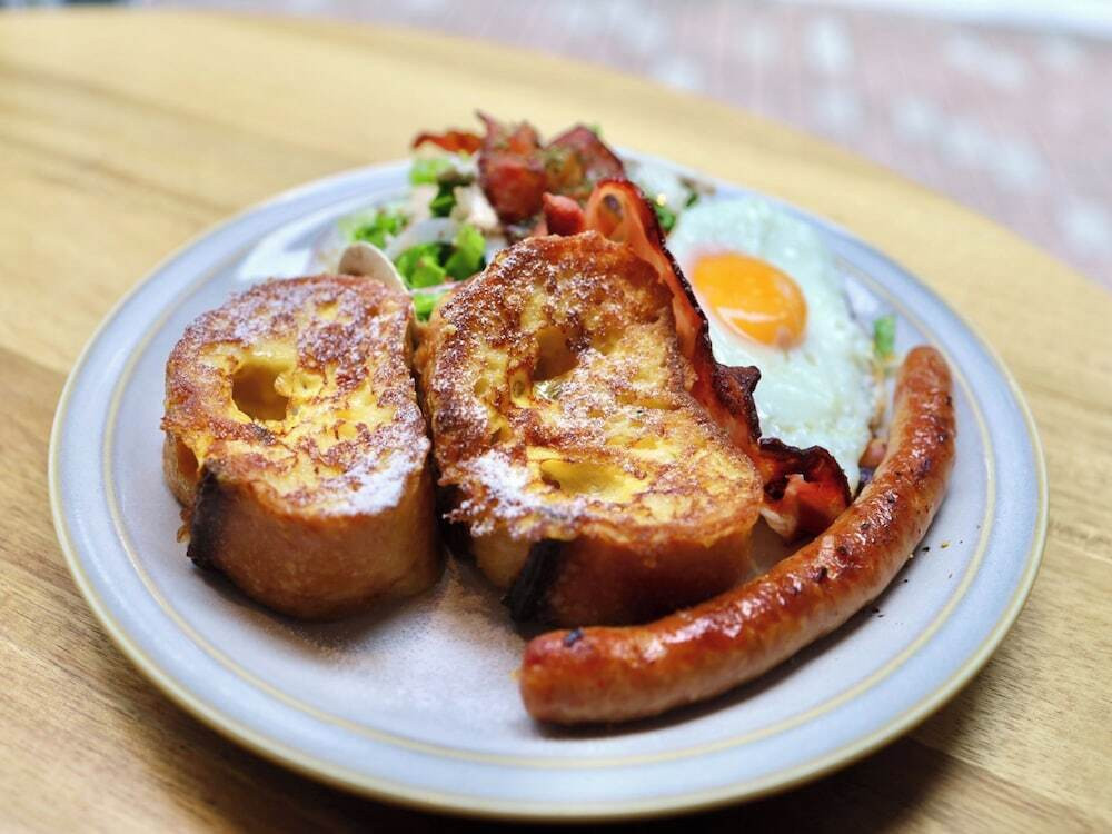 朝食