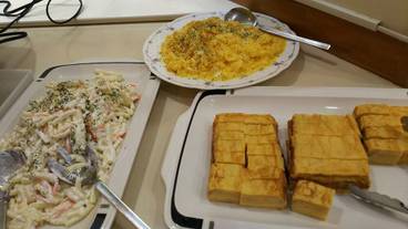 食事・飲み物 / 16