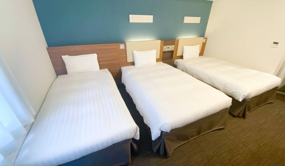 ツインスタンダード2 / 3