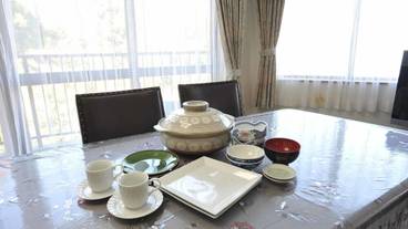 客室内のダイニングエリア / 22