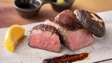 夕食／コース料理一例① / 1