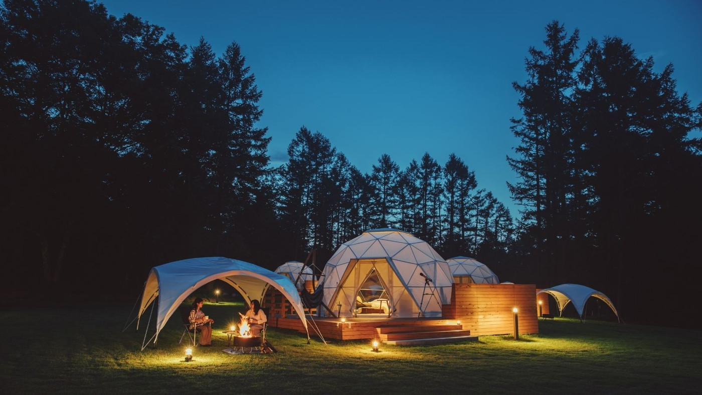 貸切サウナでロウリュも楽しめる！贅沢なグランピング体験3464304