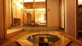 数奇屋風客室　「白雲」〜ダブル〜 【檜風呂】(チェックイン18時まで)