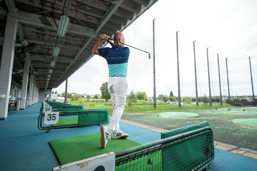 屋内ゴルフ練習場