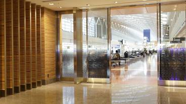 施設の入り口② / 15