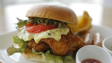 テラスカフェオーゲ 鳴門鯛カツバーガー / 7