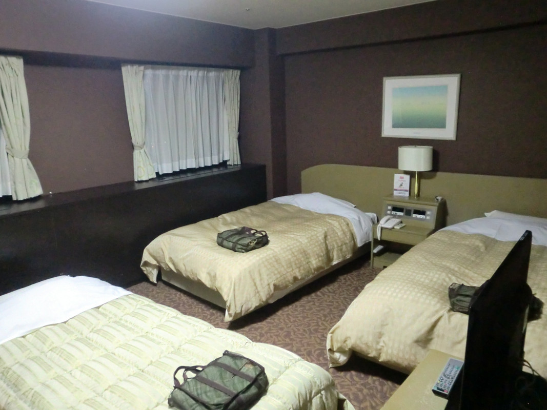 ホテル都合でトリプルは1人ではひろい