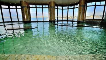 温泉「富士海湯」 / 1