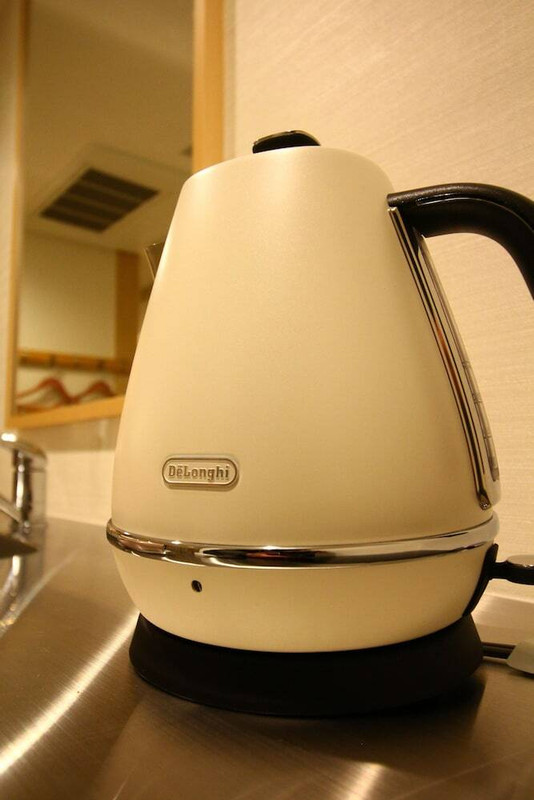 客室内のダイニングエリア