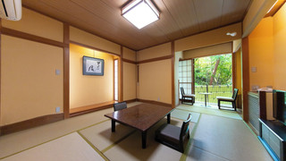 和室　共用バスルーム